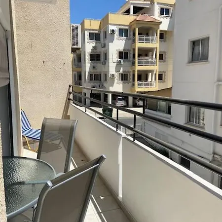 Apartament Carisa Holidays Larnaca